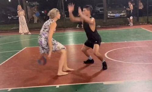 爆料打球女生视频下载,揭秘热门打球女生视频下载背后的故事 第3张 爆料打球女生视频下载,揭秘热门打球女生视频下载背后的故事 第3张